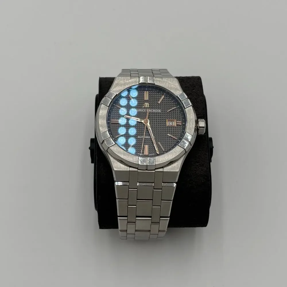 Maurice Lacroix Aikon Automatic Gents 42mm AI6008-SS001-331-1 AI6008-SS002-331-2